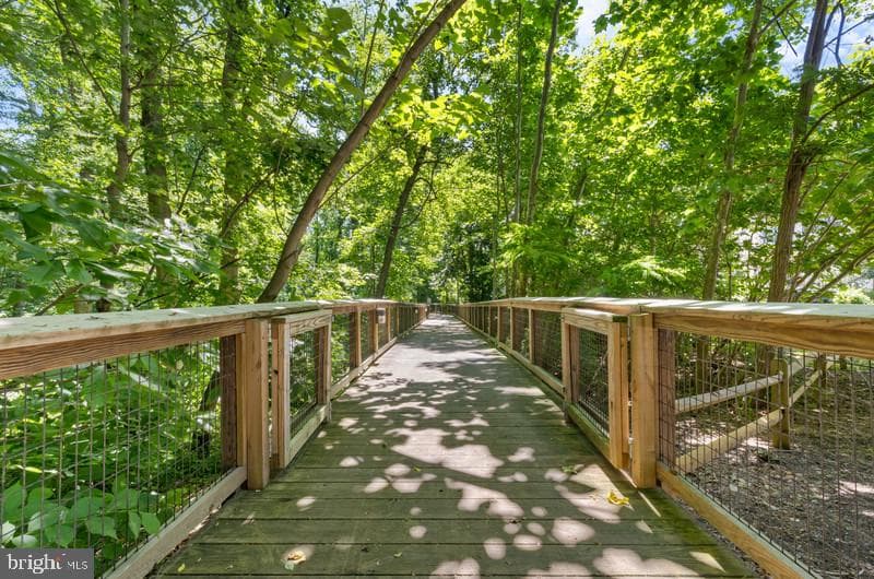 1 Rivers Edge Terrace photo 38