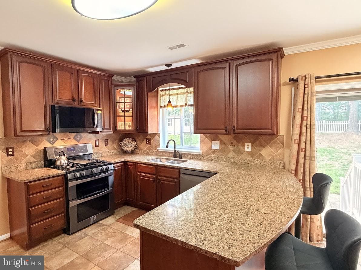 2148 Cedar Tree Lane photo 16