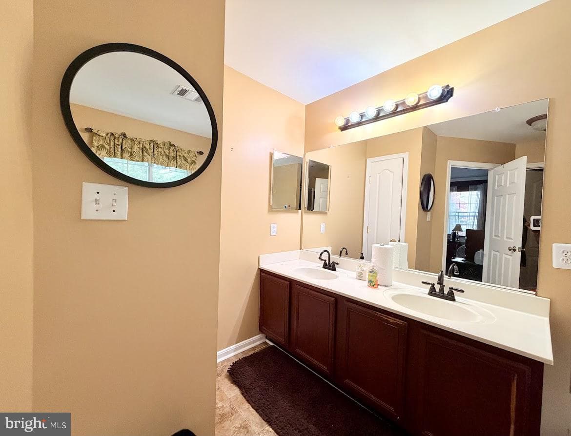 2148 Cedar Tree Lane photo 27