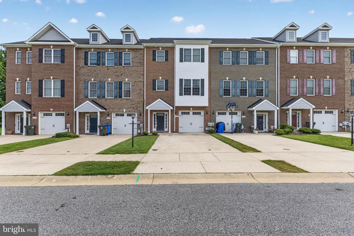 1038 Rye Drive