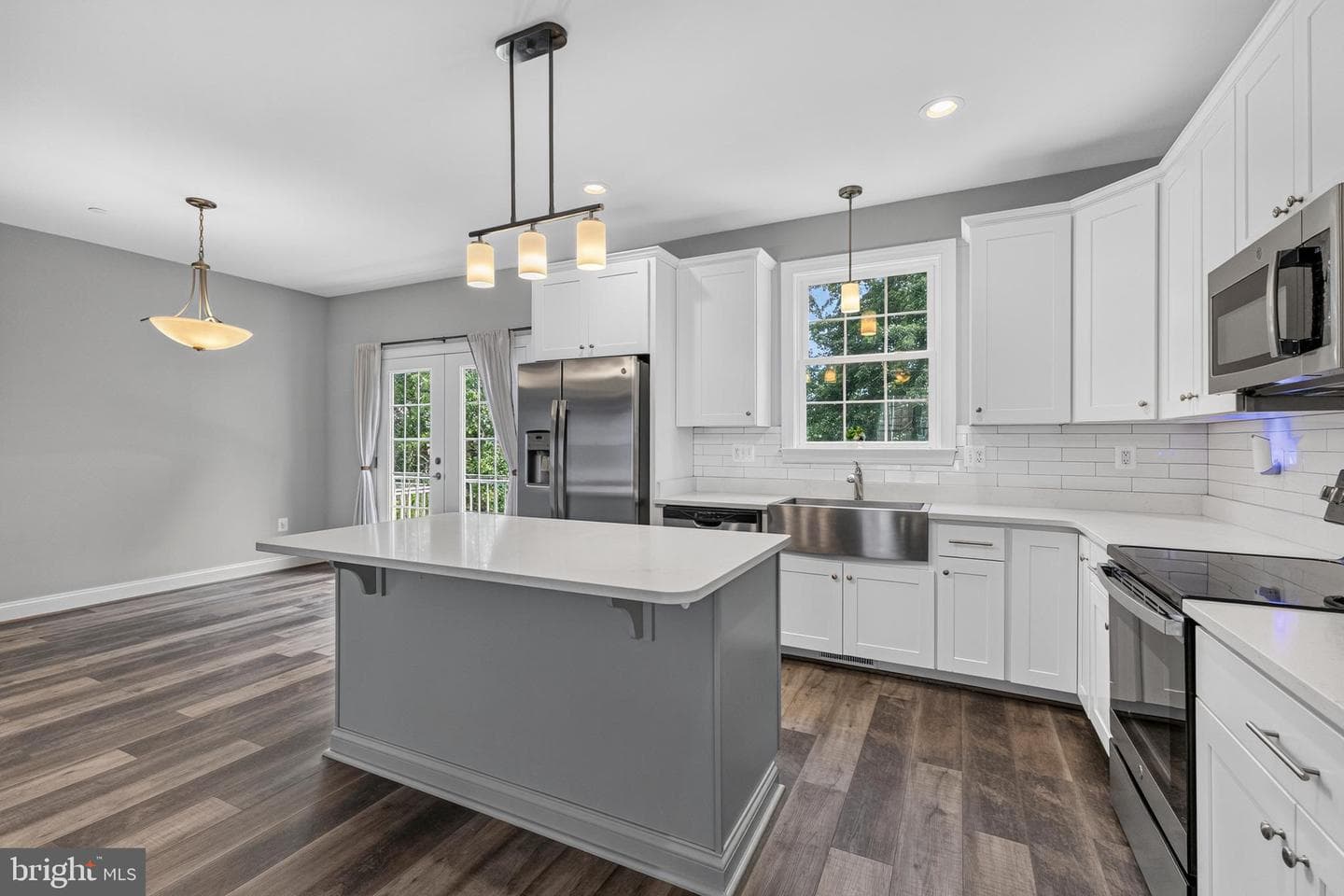 1038 Rye Drive photo 3