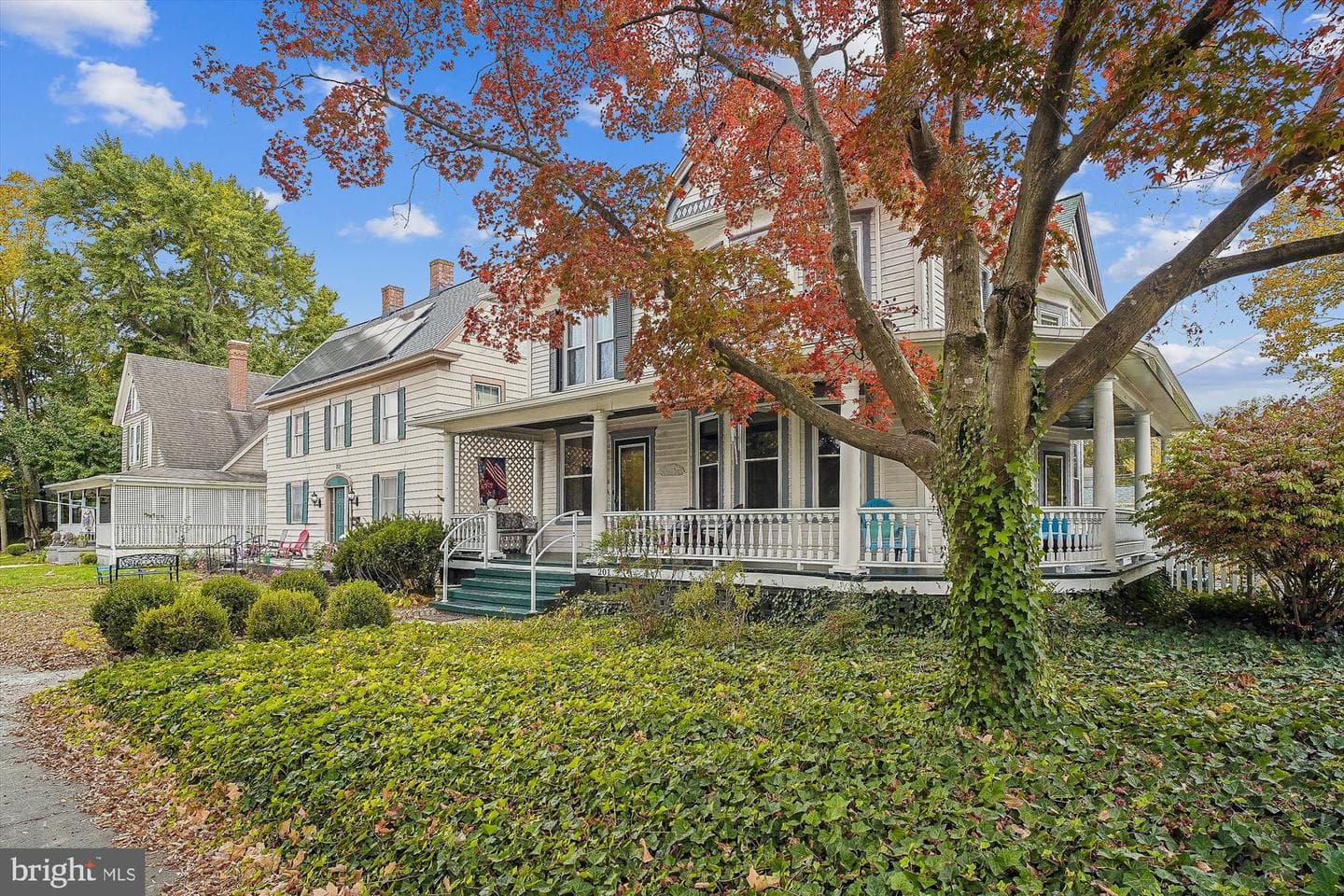 201 Central Avenue photo 2