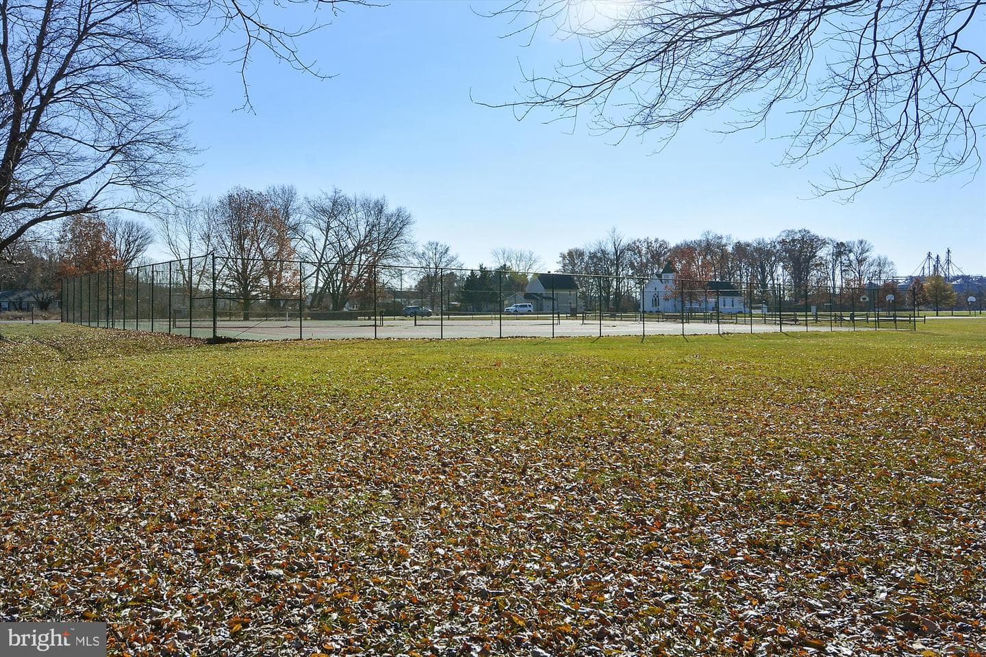 201 Central Avenue photo 35
