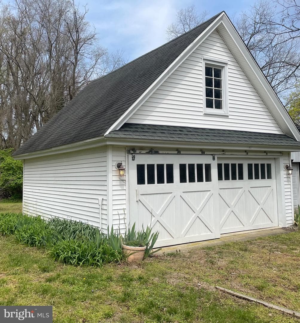 123 Bloomingdale Avenue photo 21