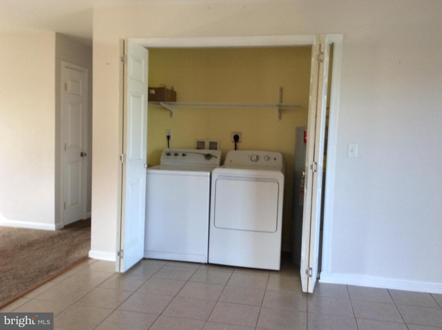 25698 Caroline Street photo 10
