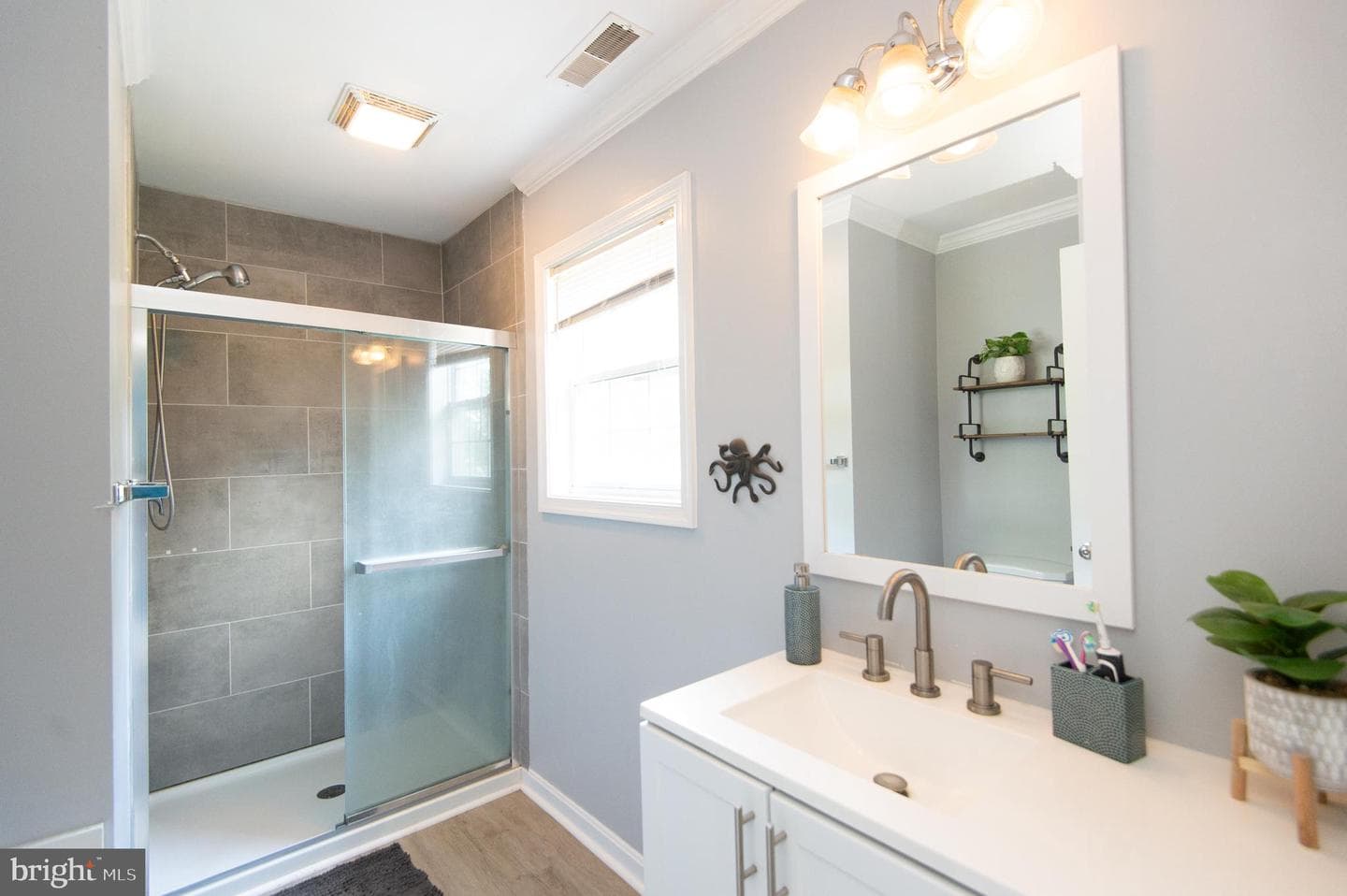 106 Noble Avenue photo 12