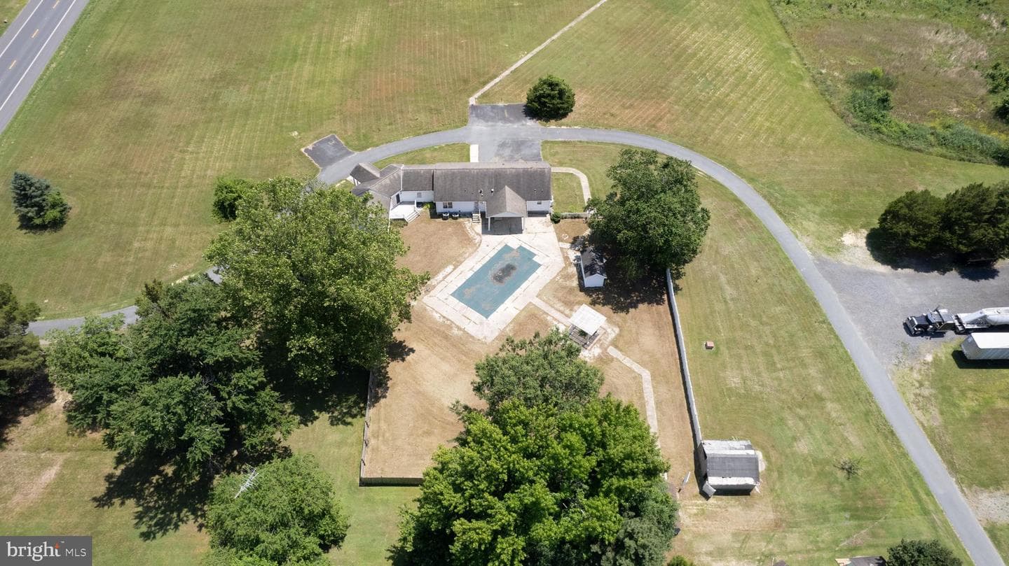 21303 Dover Bridge Road photo 2