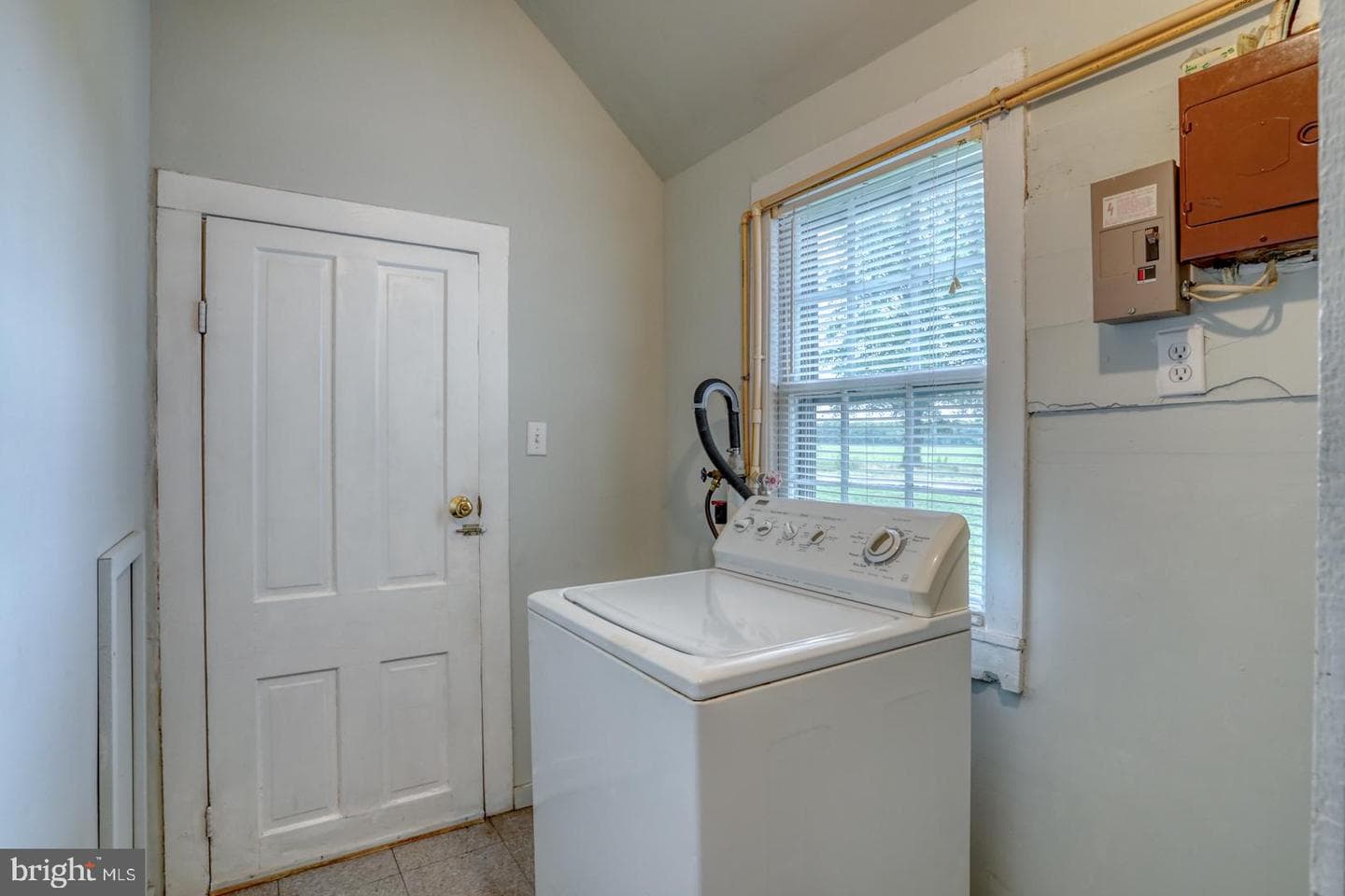 6140 Laurel Grove Road photo 20
