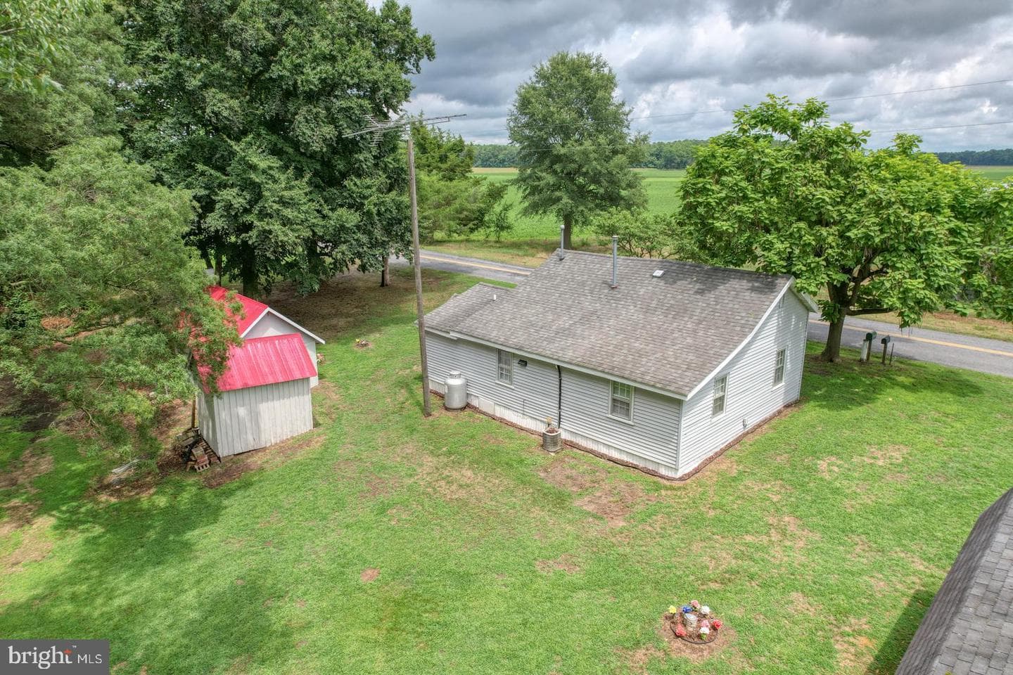 6140 Laurel Grove Road photo 3