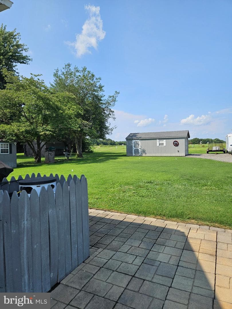 500 Bernard Avenue photo 35