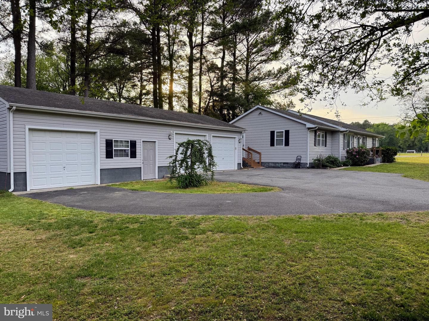 22965 Tuckahoe Springs Drive photo 2