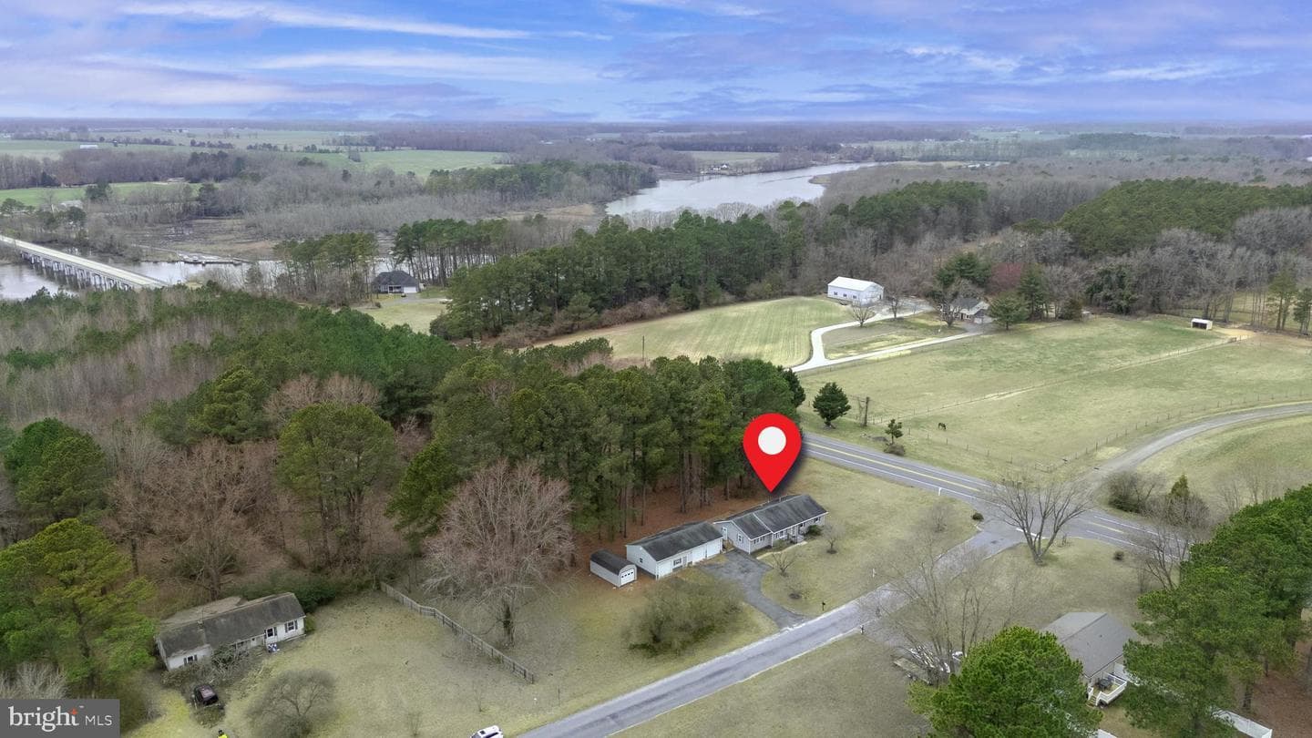 22965 Tuckahoe Springs Drive photo 4