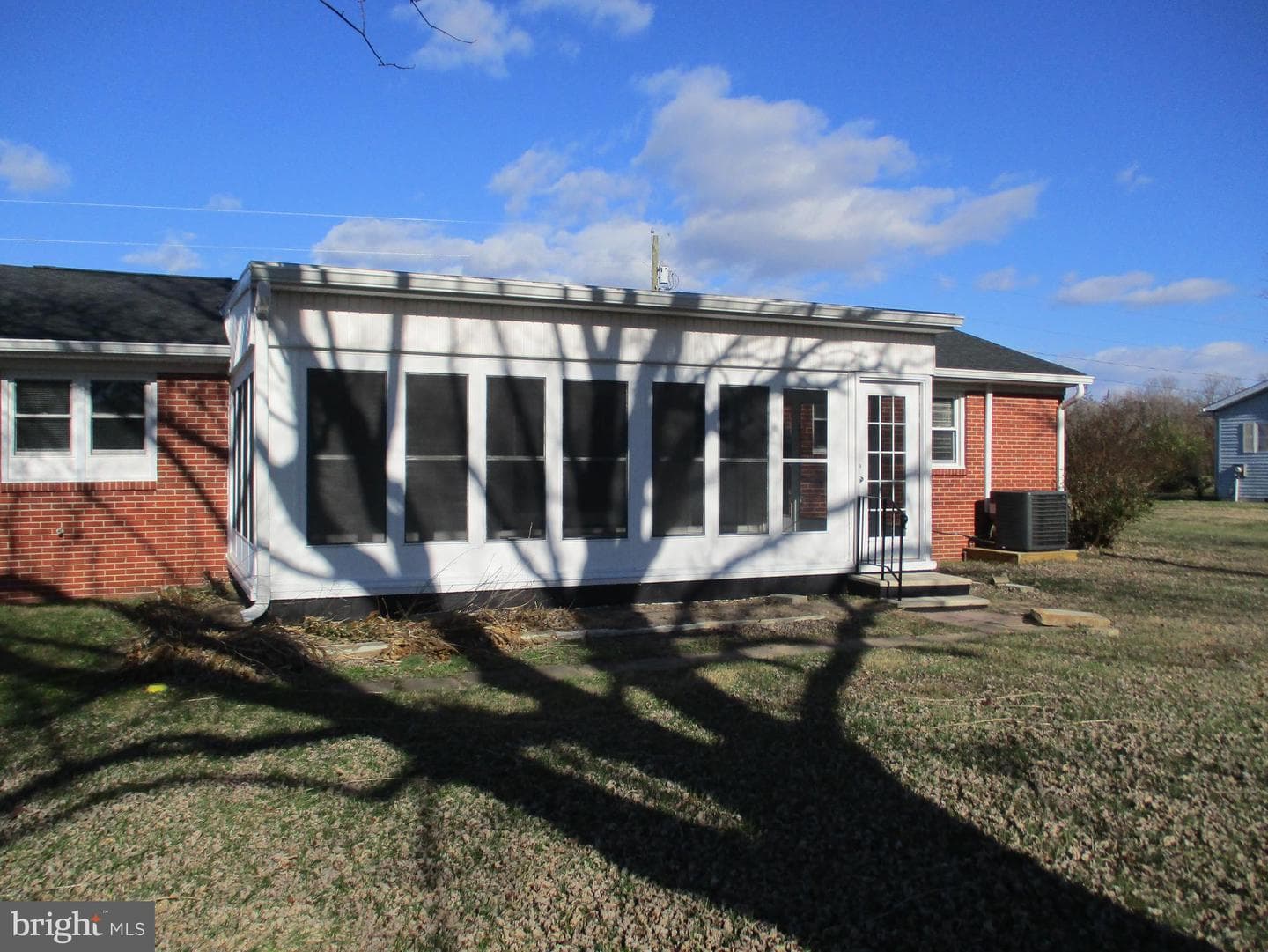 22403 Marsh Creek Road photo 4