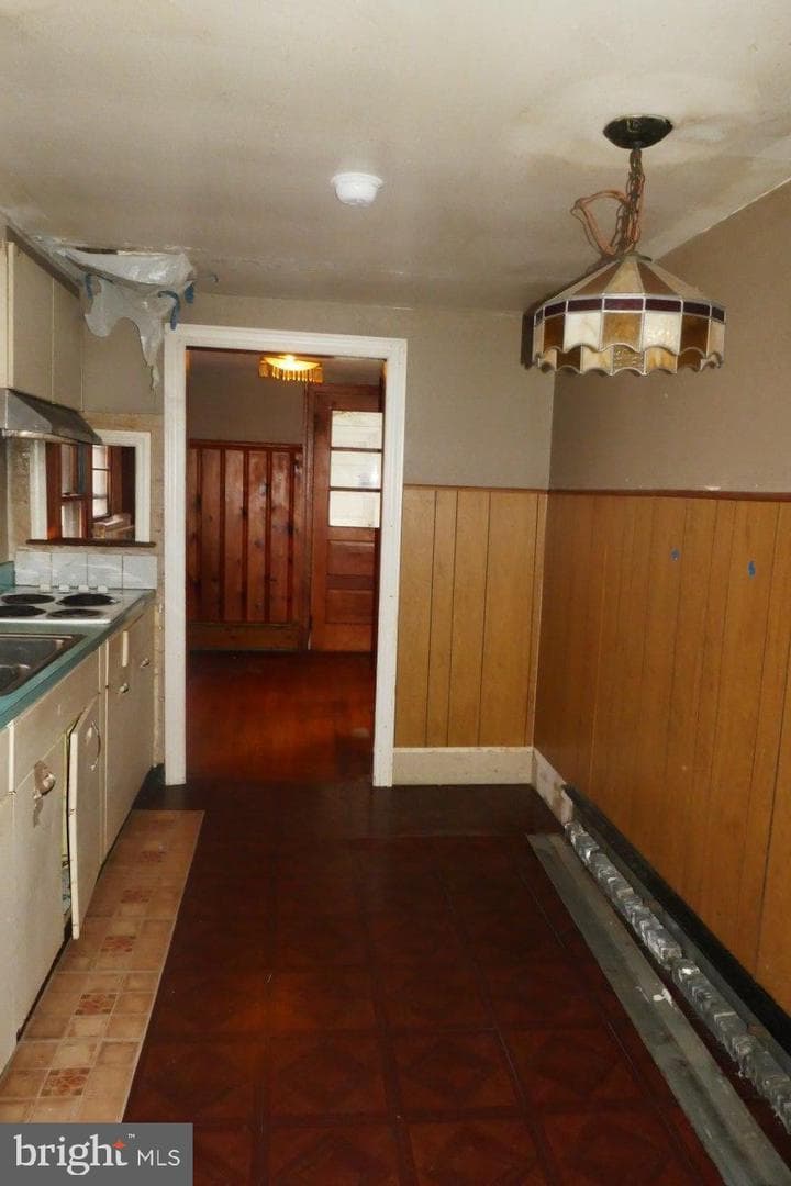 707 Camp Road photo 12