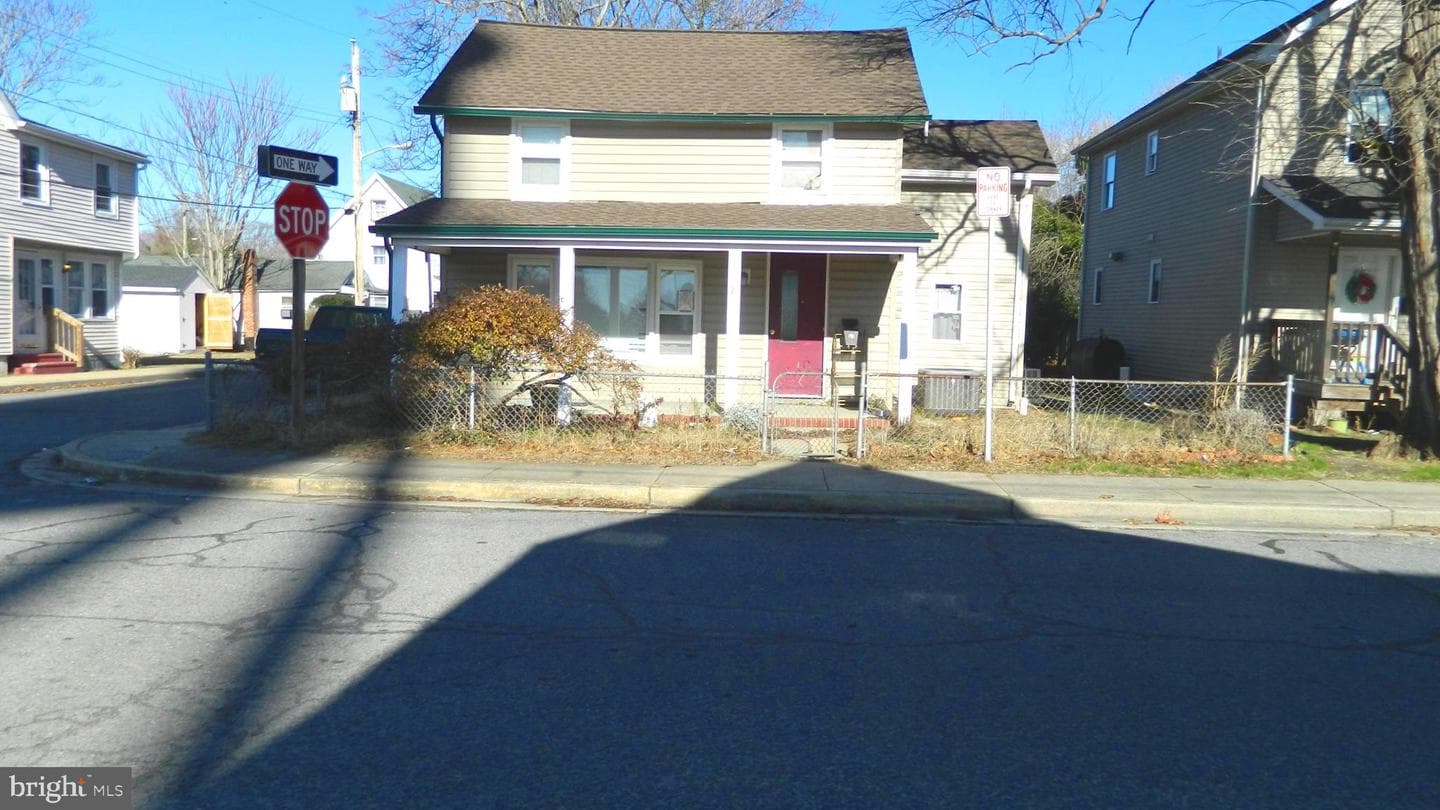 501 Lincoln Street photo 3