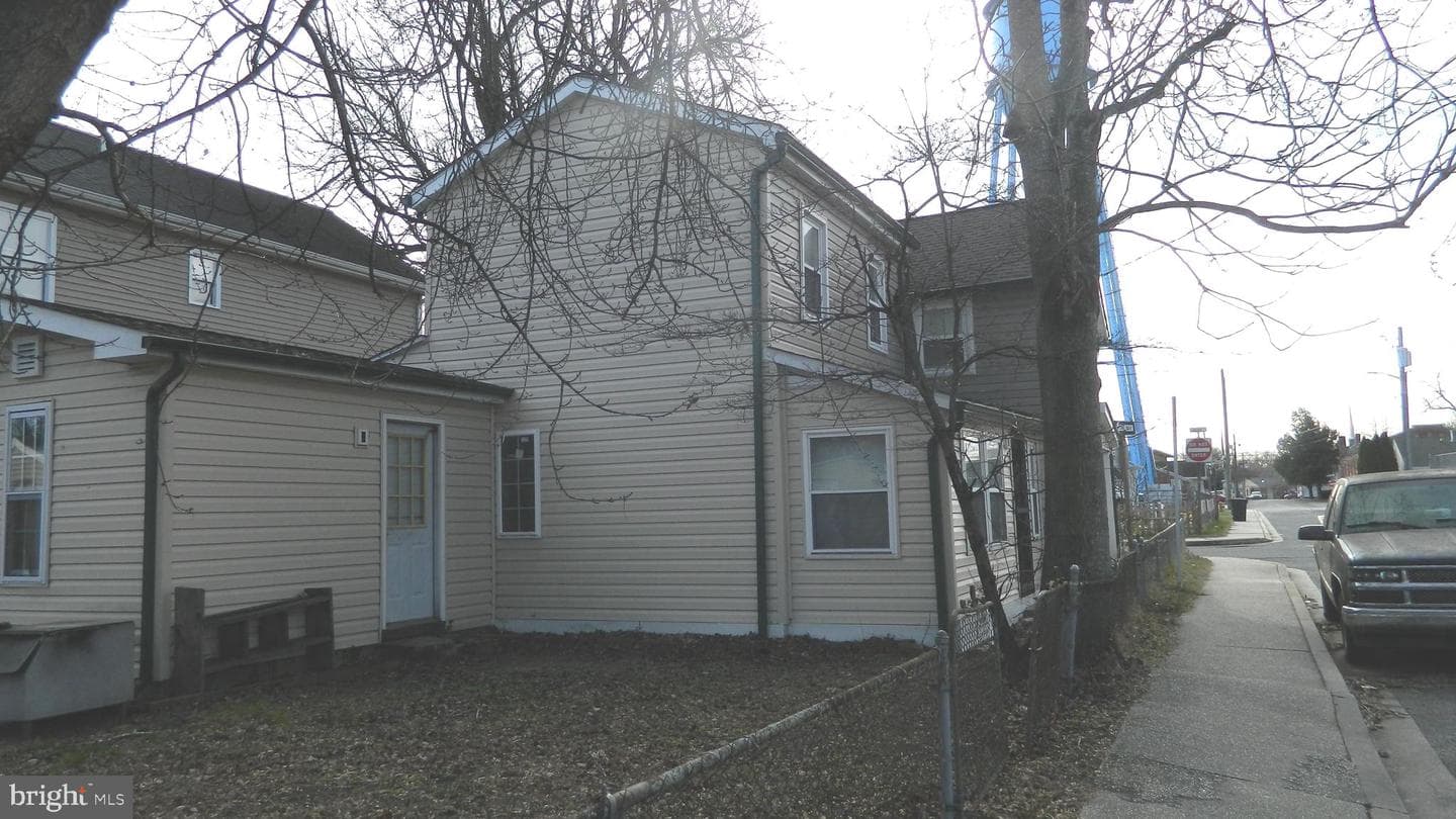 501 Lincoln Street photo 4