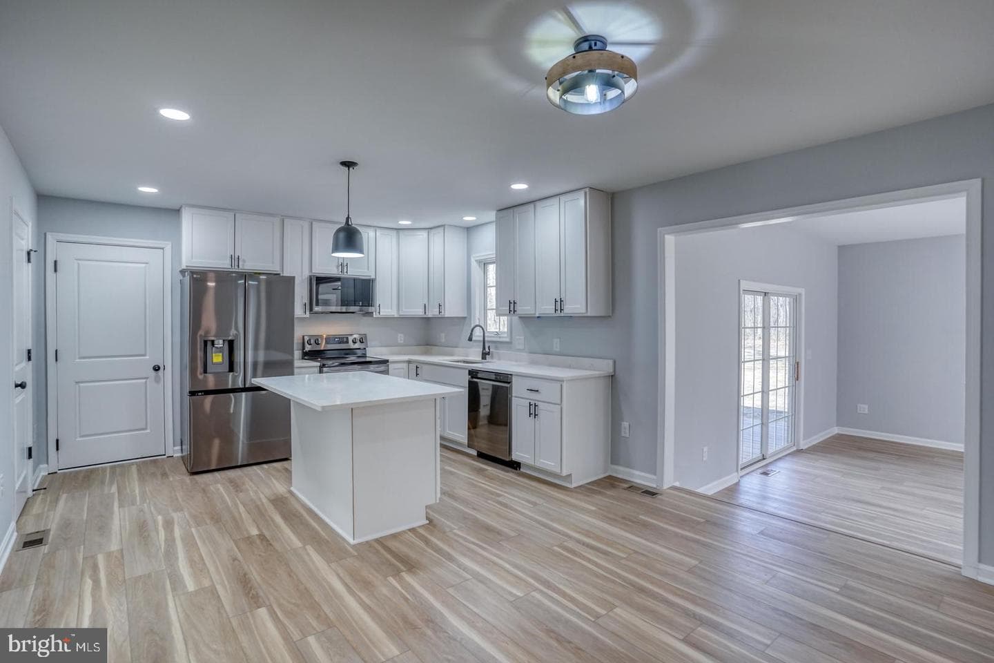 25833 Spring Branch Drive photo 25