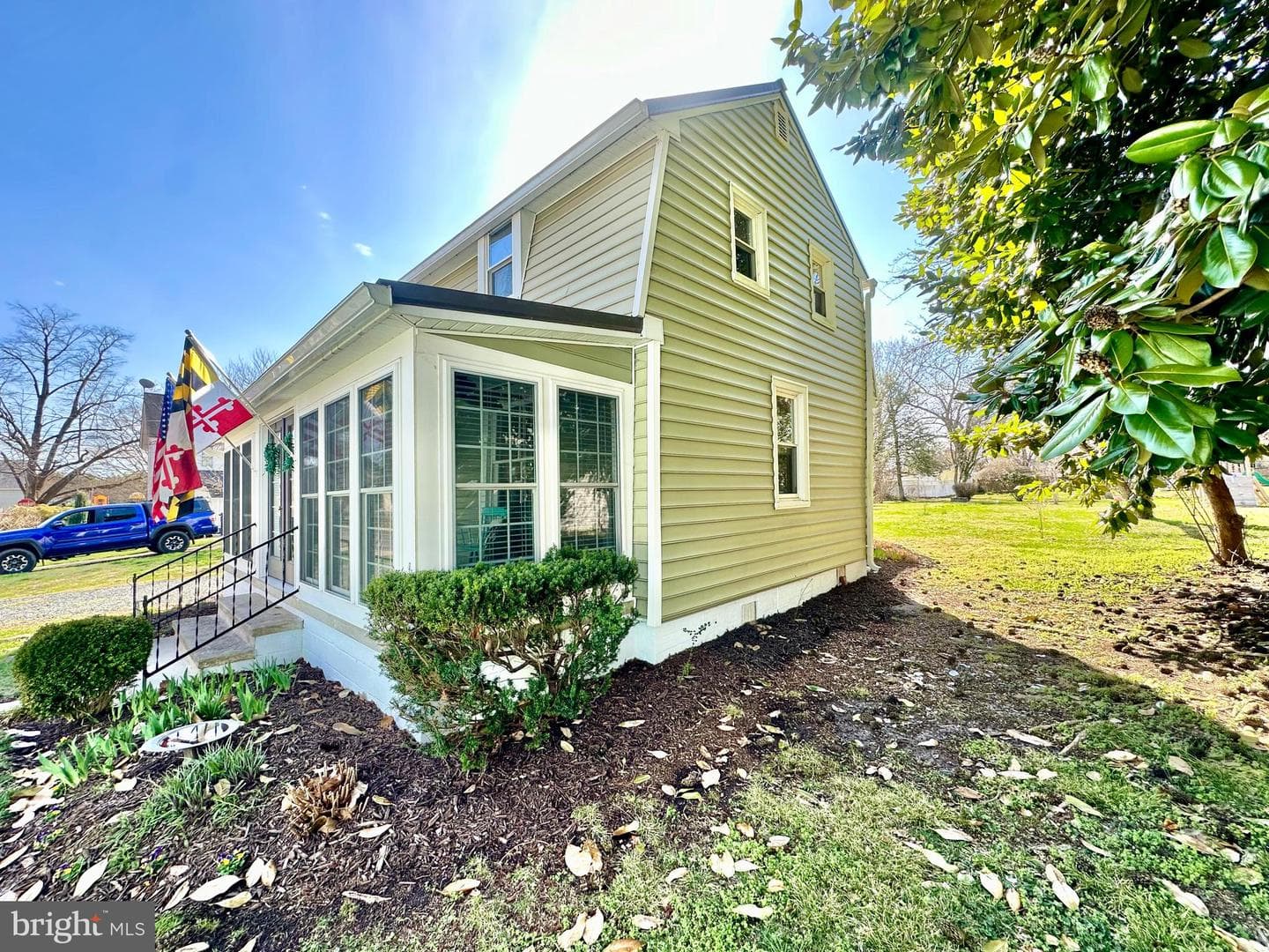 11204 Academy Street photo 28