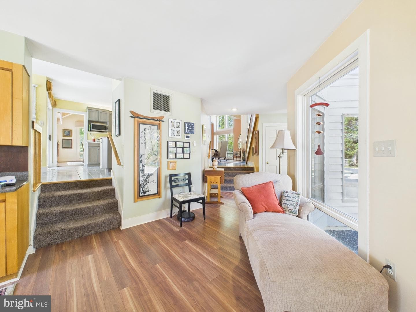 8816 Dorothy Lane photo 18