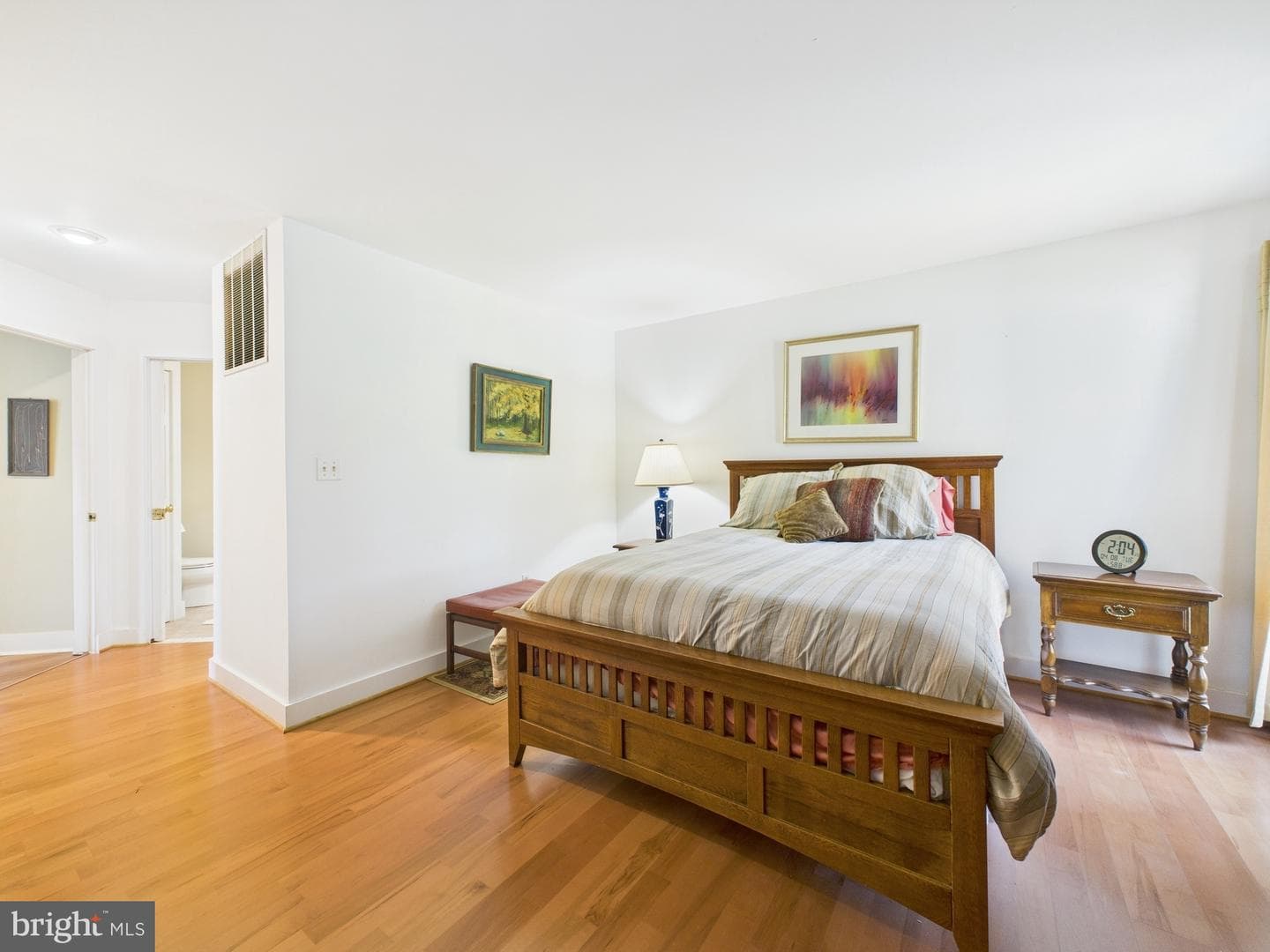8816 Dorothy Lane photo 25