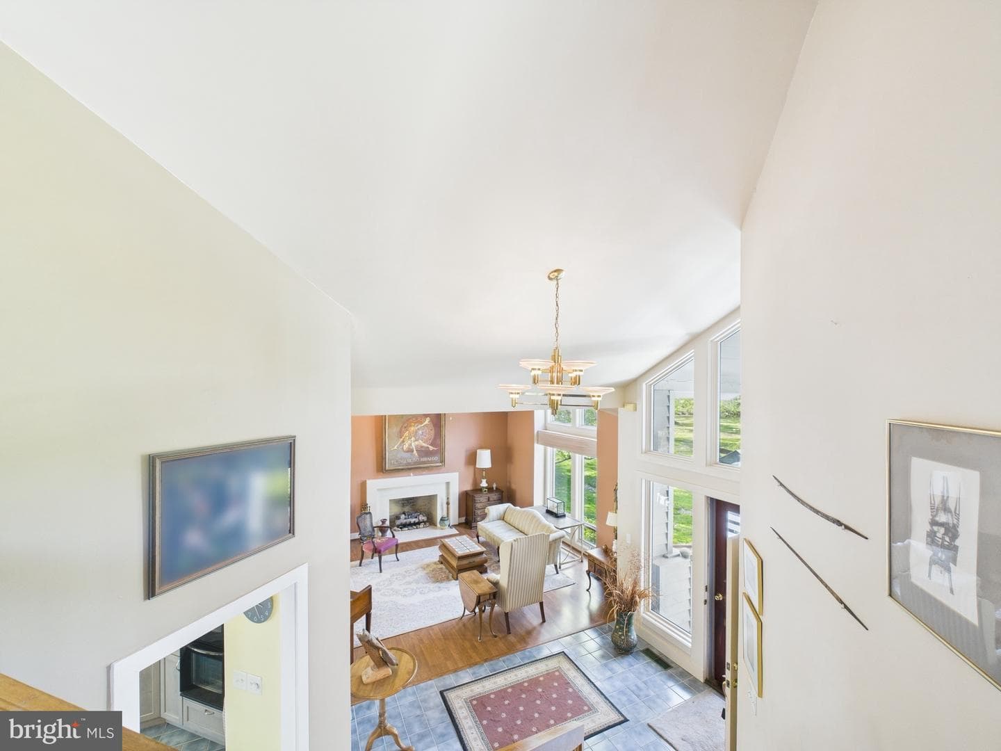8816 Dorothy Lane photo 29