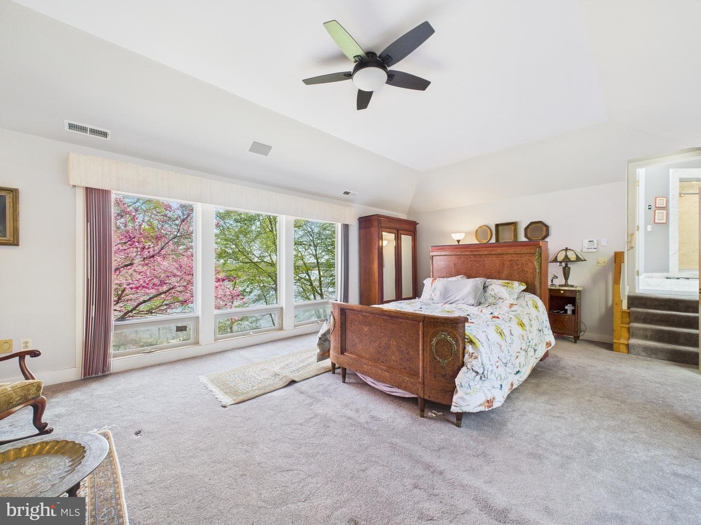 8816 Dorothy Lane photo 31
