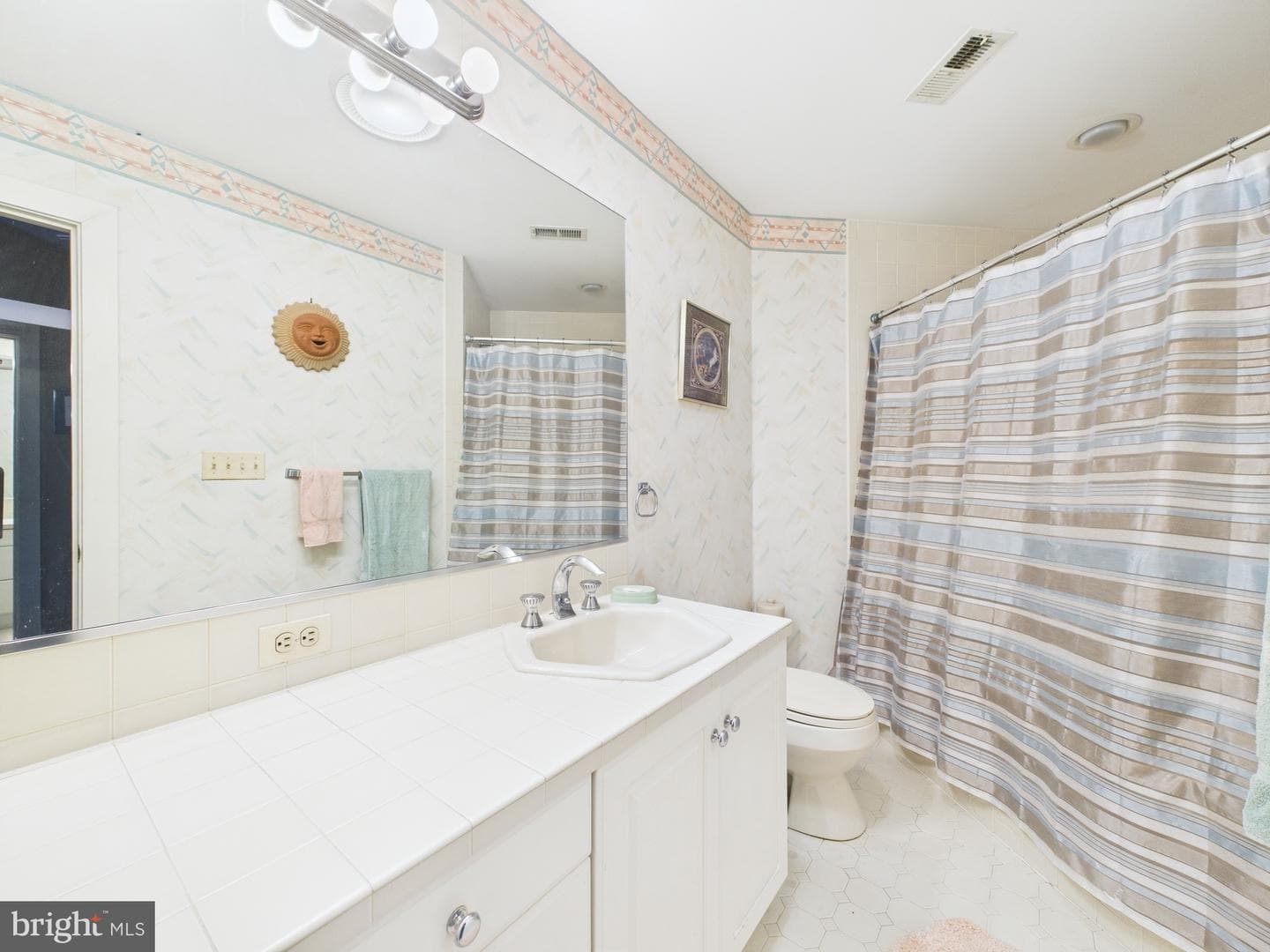 8816 Dorothy Lane photo 45