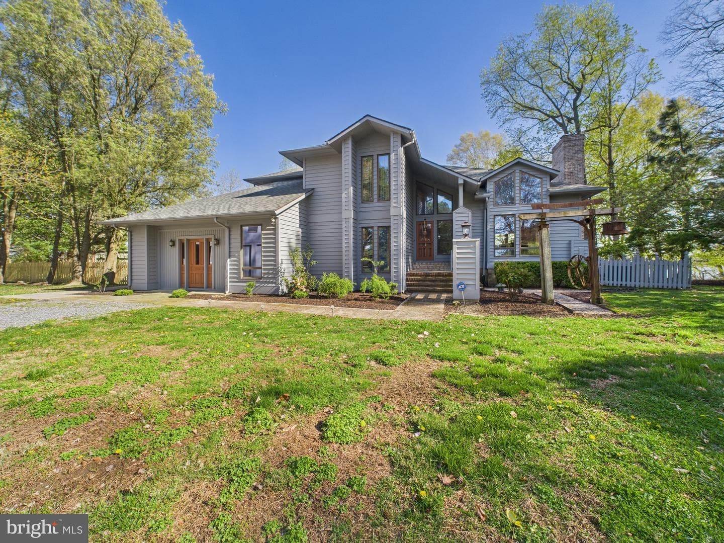 8816 Dorothy Lane photo 64