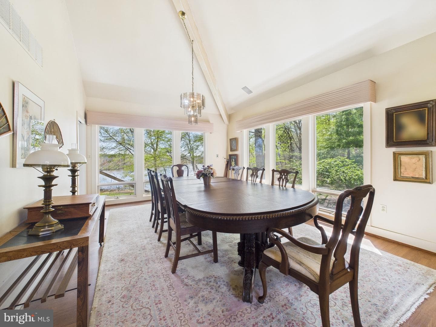 8816 Dorothy Lane photo 9