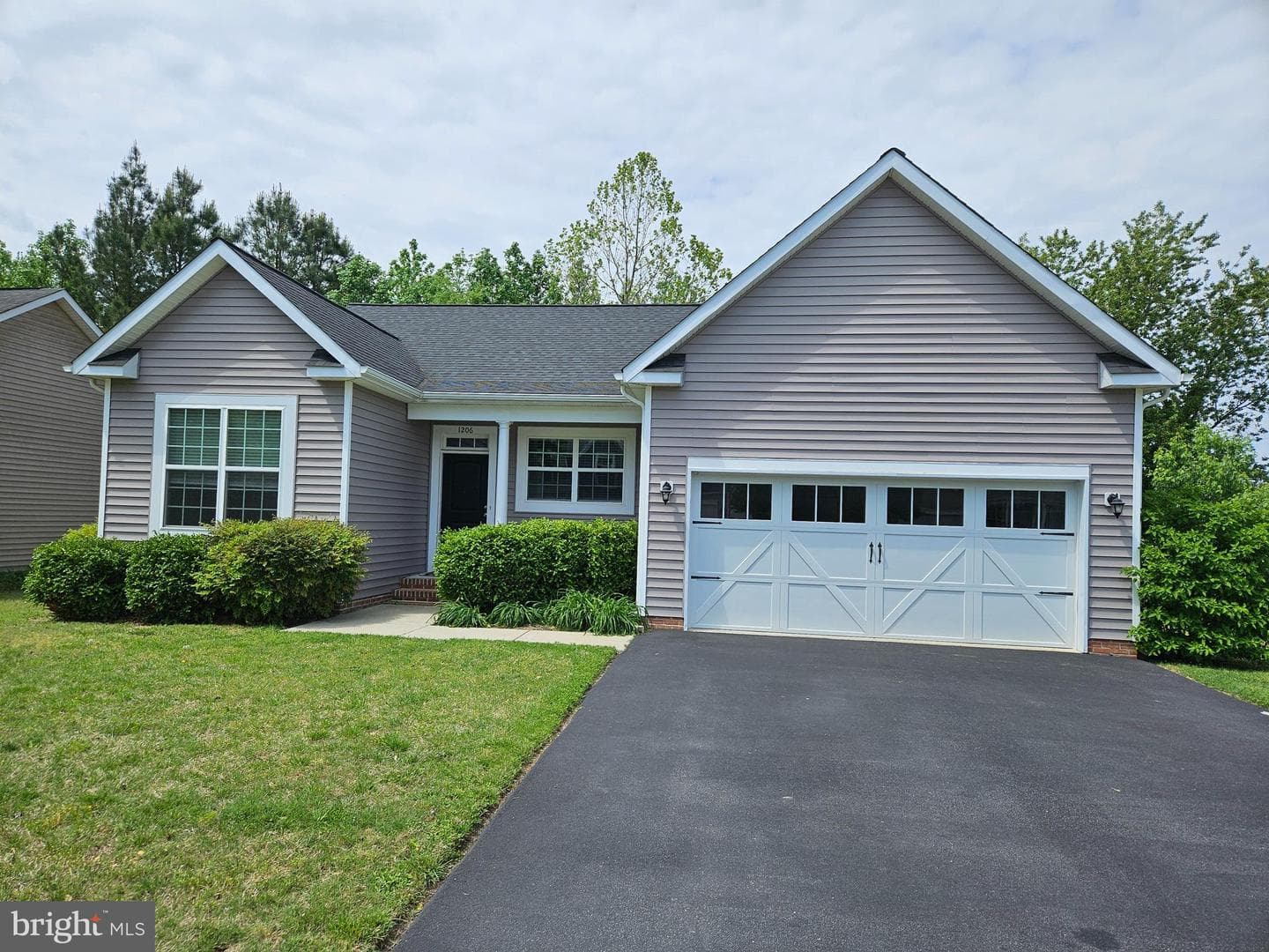 1206 Trice Meadows Circle photo 2