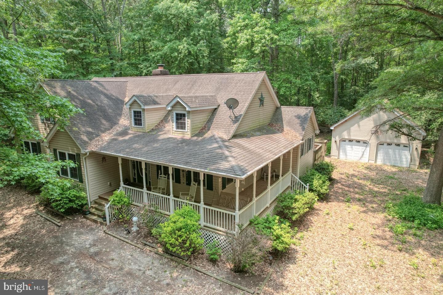 14462 Poplar Street photo 2