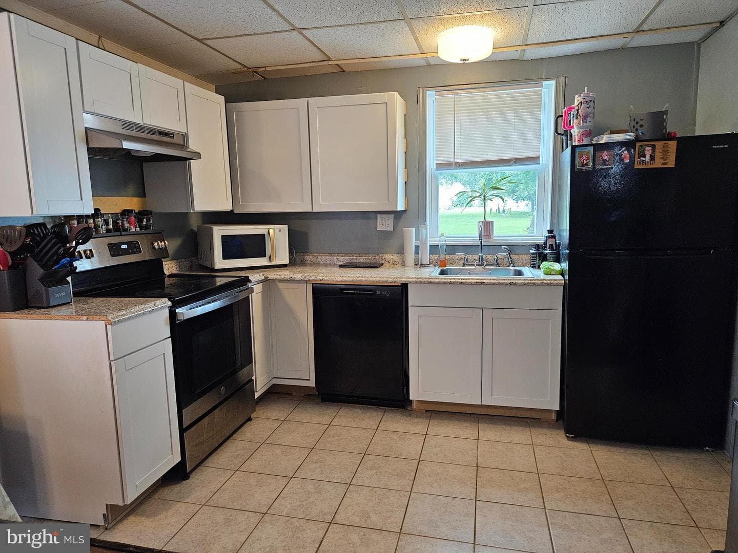 116 Maple Avenue photo 2