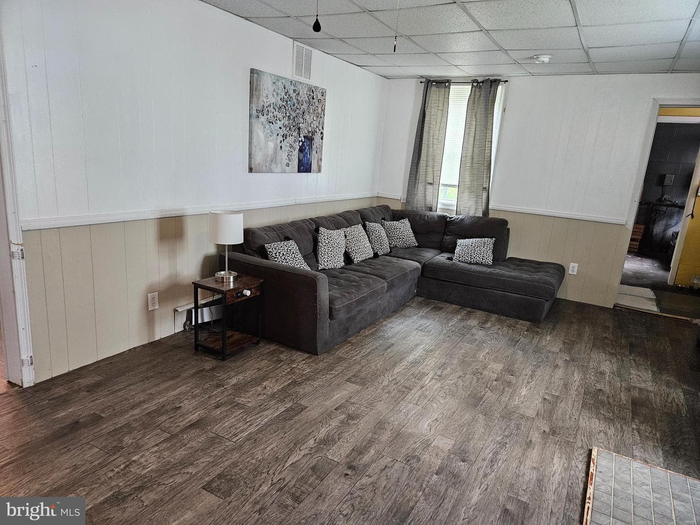 116 Maple Avenue photo 3