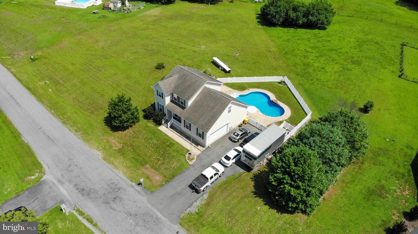26674 Bentley Place photo 27