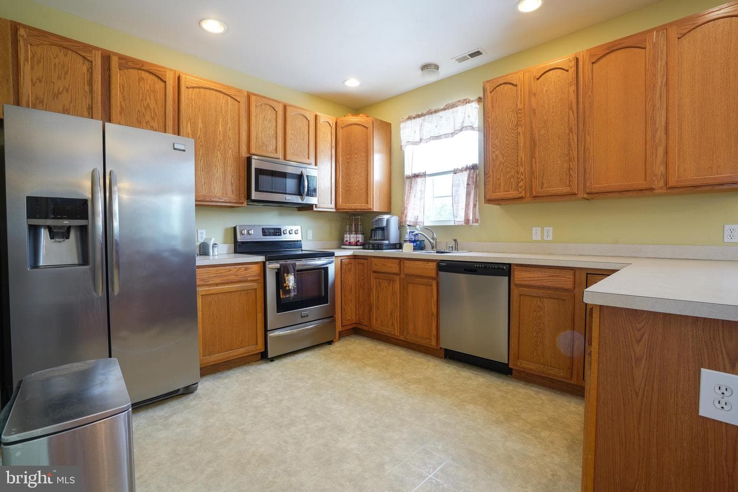 26674 Bentley Place photo 8