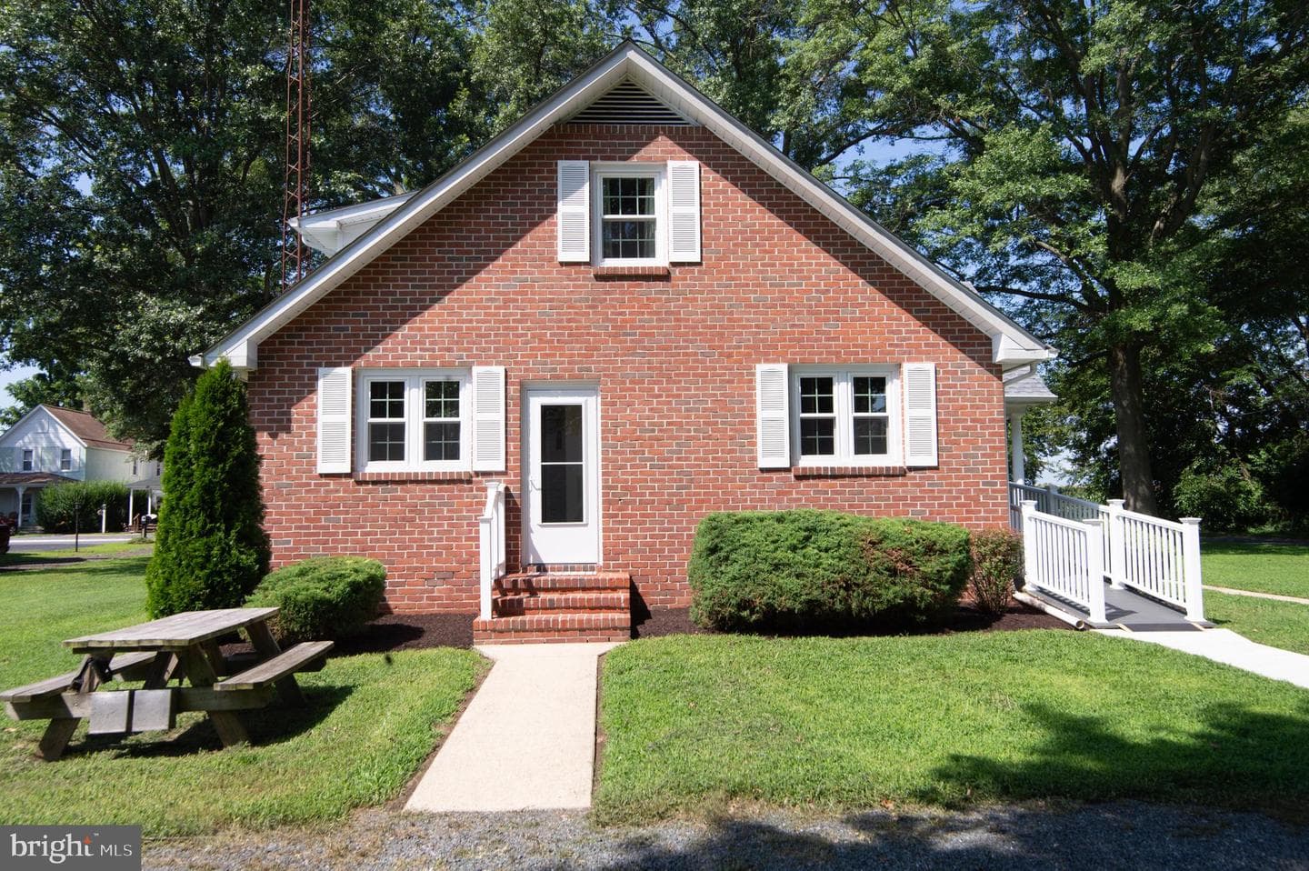 8 W Liberty Street photo 5