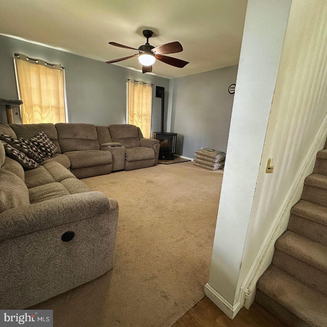 311 Holt Street photo 4