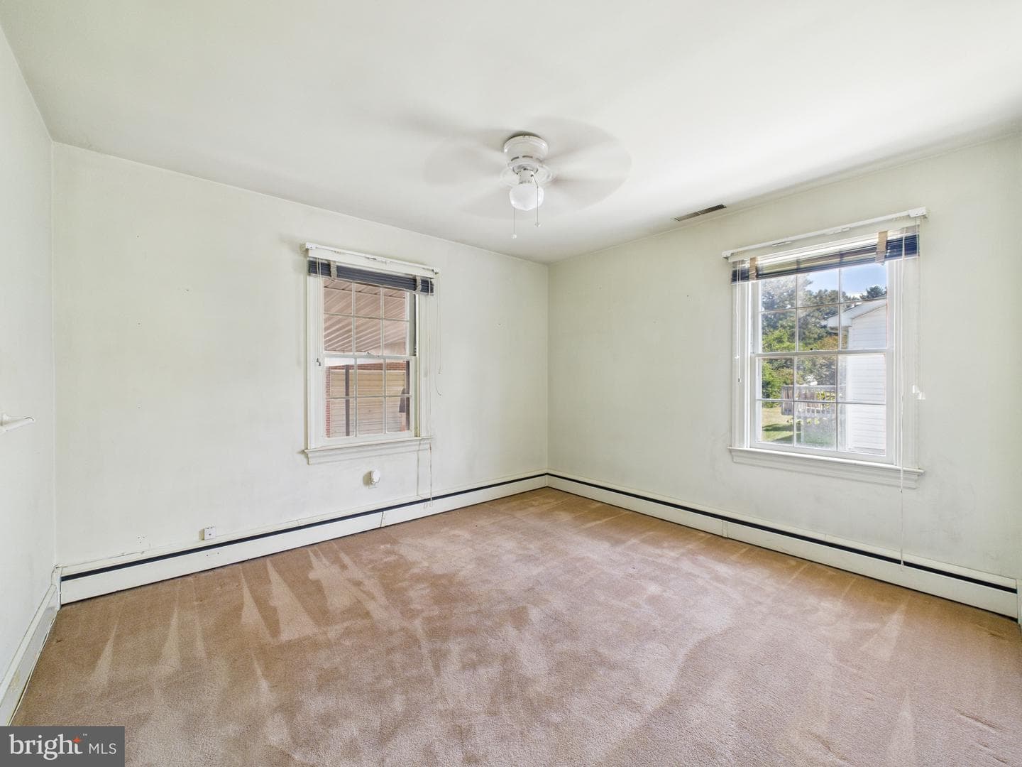 207 Bloomingdale Avenue photo 23