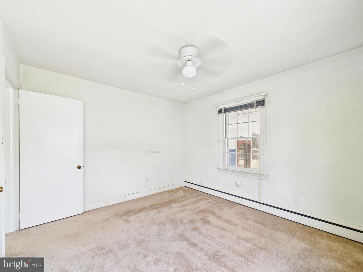207 Bloomingdale Avenue photo 25