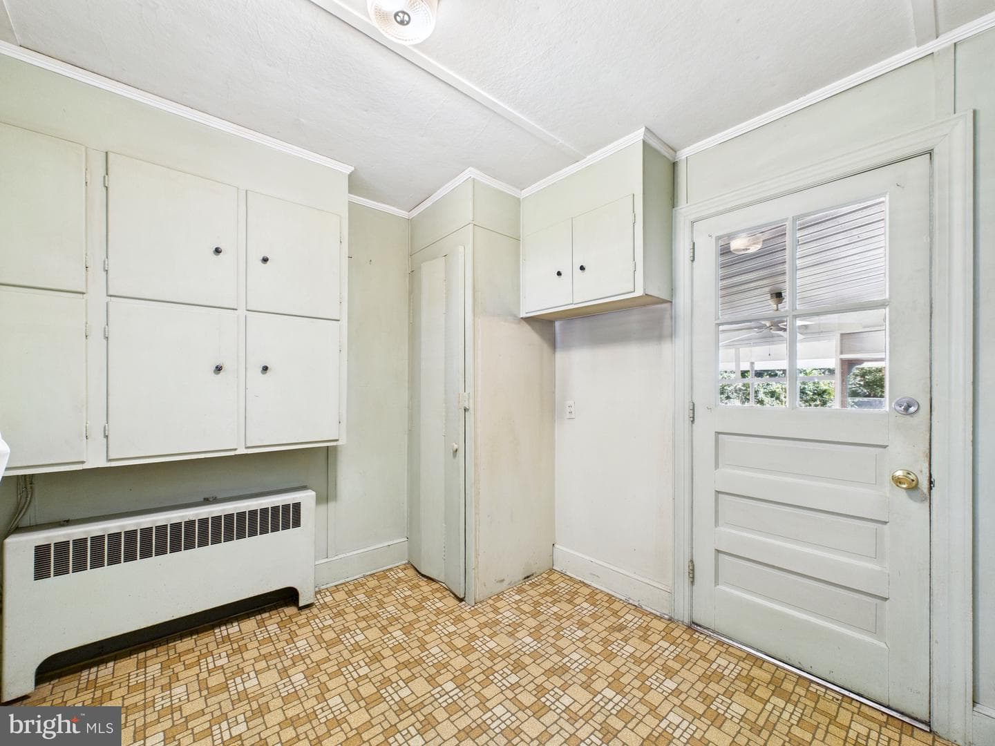 207 Bloomingdale Avenue photo 26