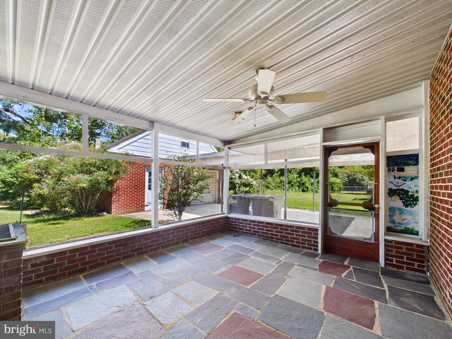 207 Bloomingdale Avenue photo 36