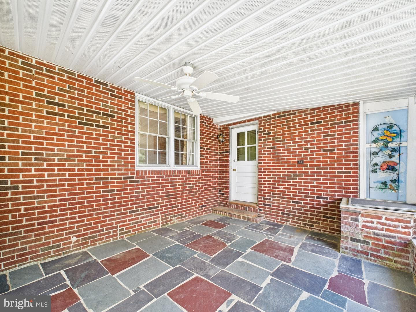207 Bloomingdale Avenue photo 38
