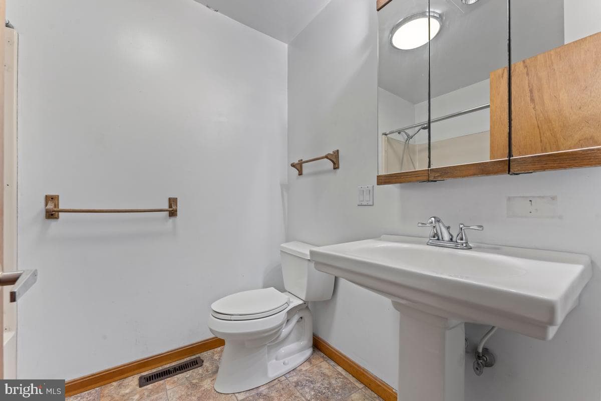 25291 Calvert Drive photo 24