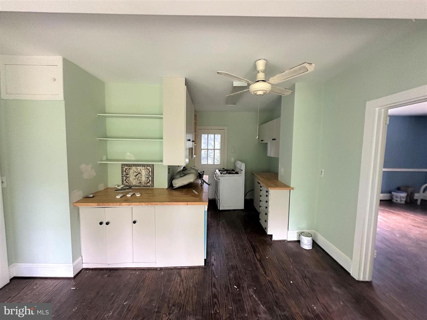 11198 Maple Avenue photo 10