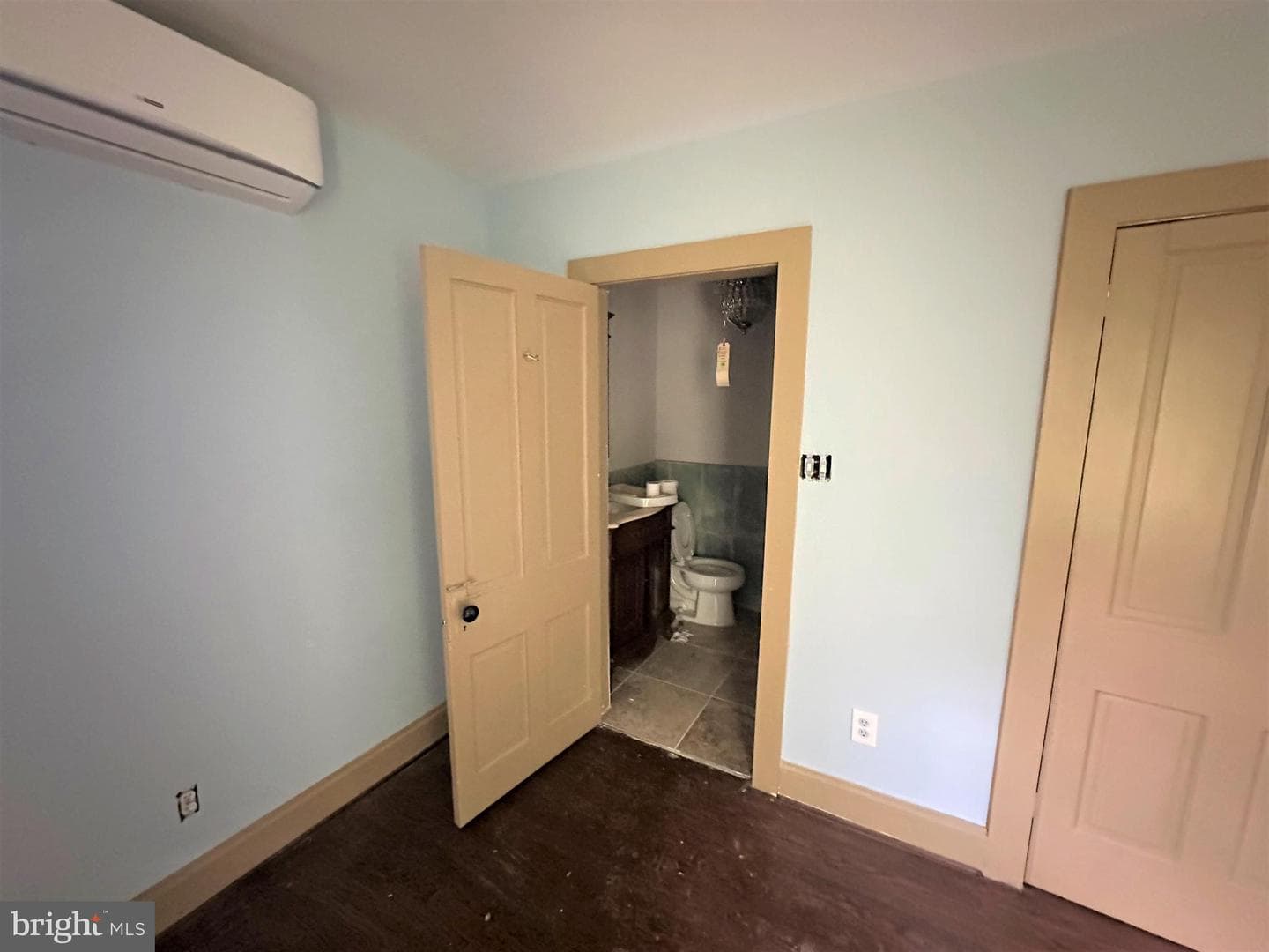 11198 Maple Avenue photo 12