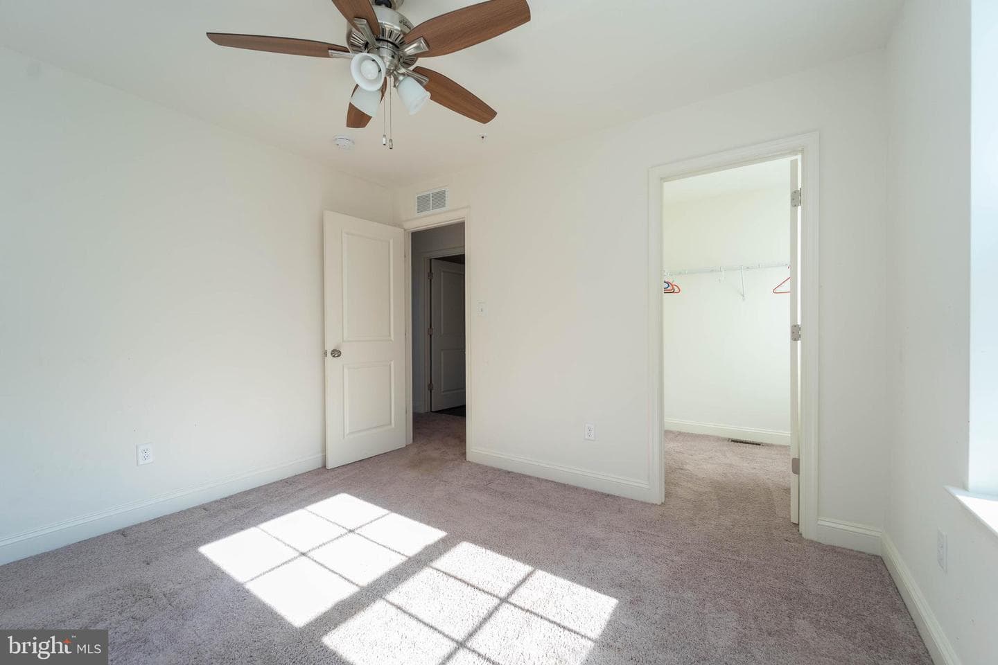 406 Morning Glory Drive photo 34