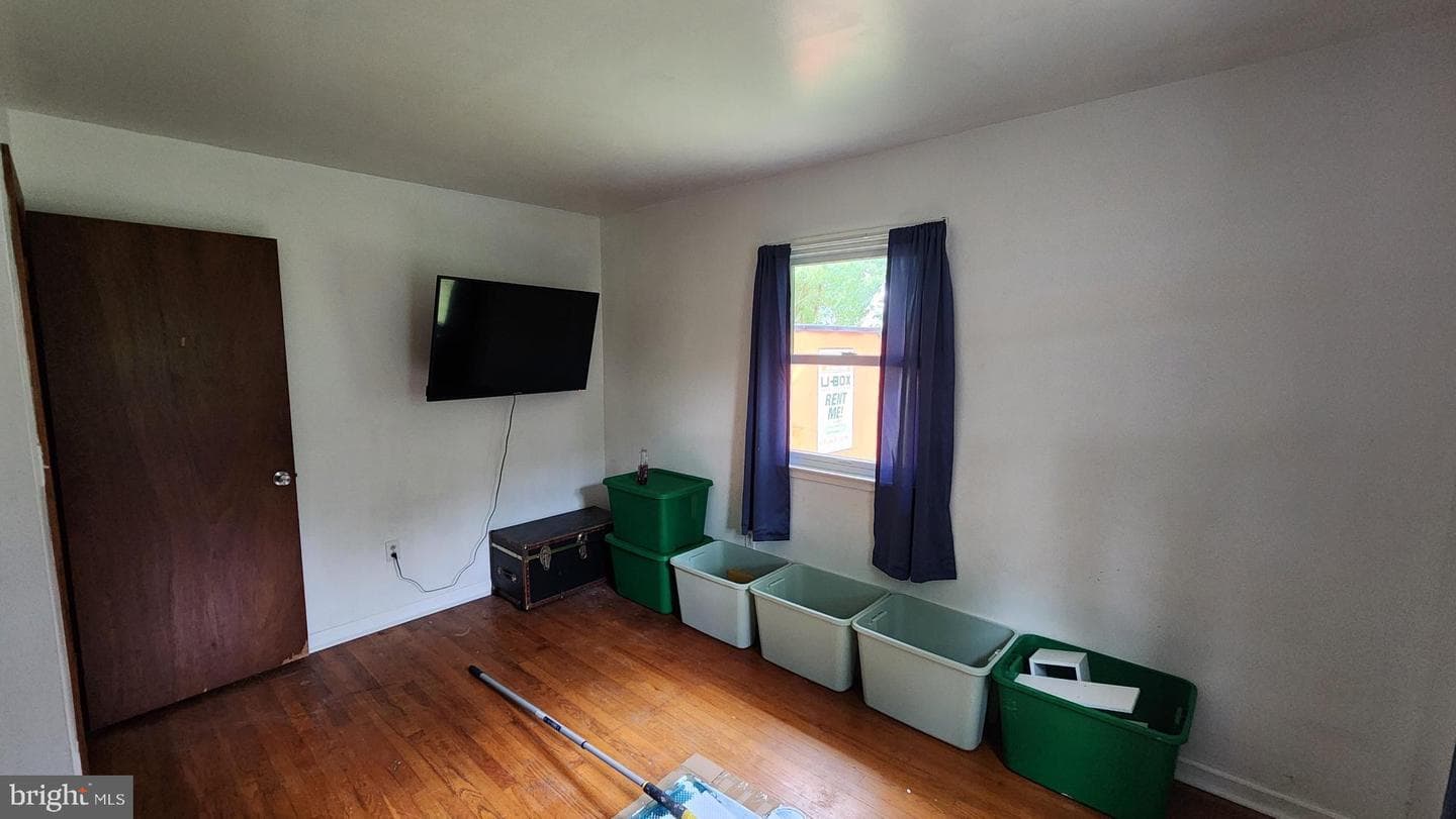26732 Idlewild Road photo 10