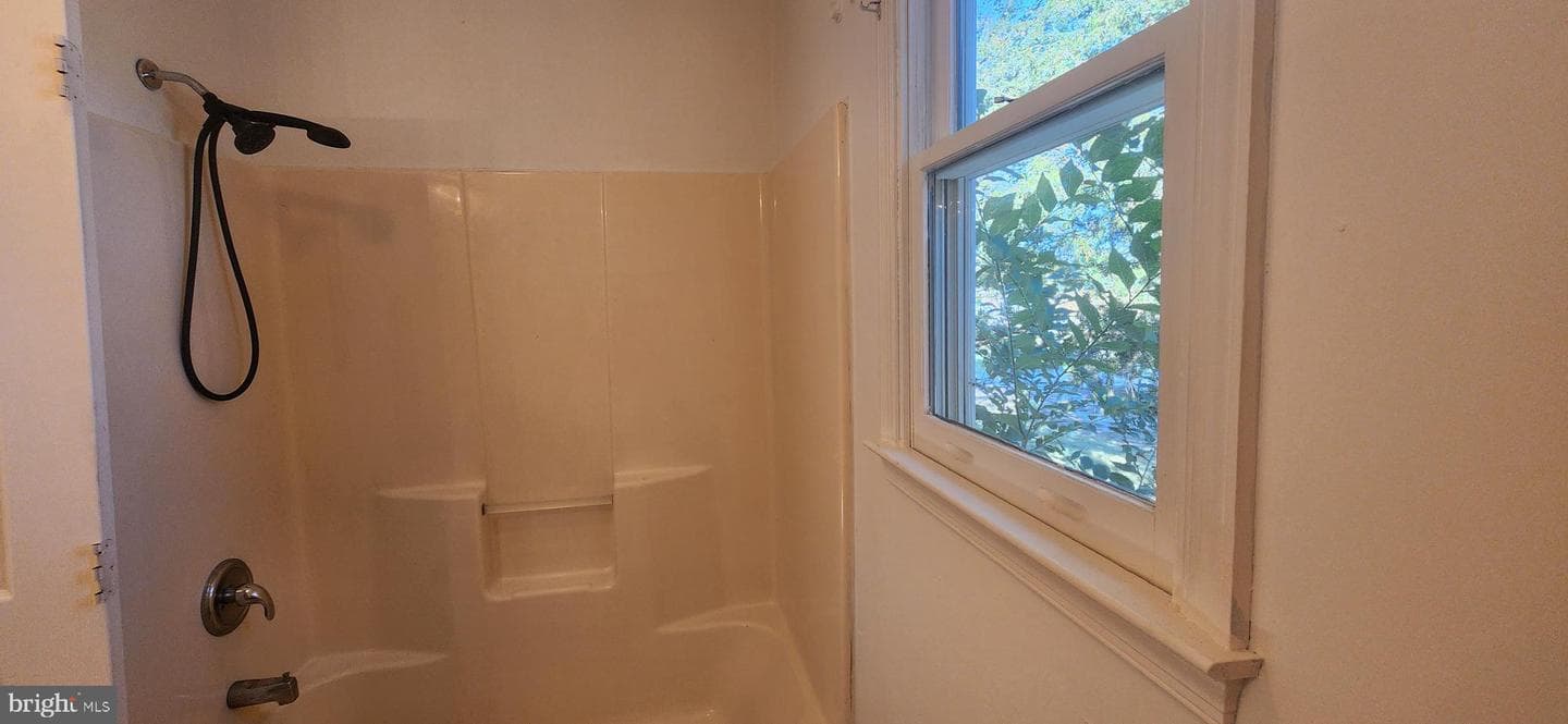 24873 Steamboat Alley photo 14