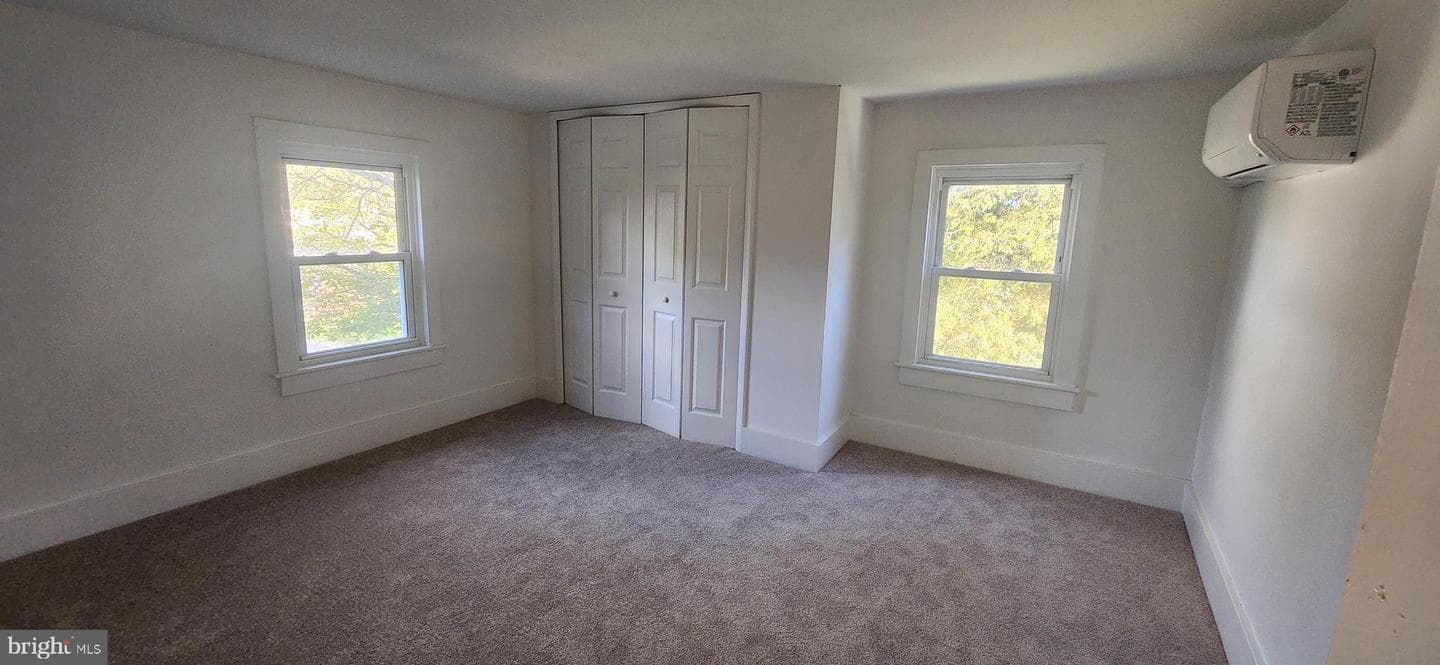 24873 Steamboat Alley photo 8