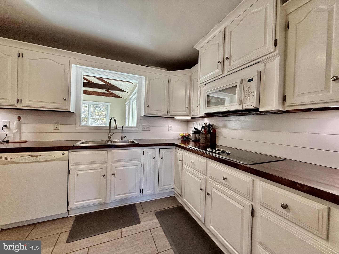 21405 Tanyard Road photo 12